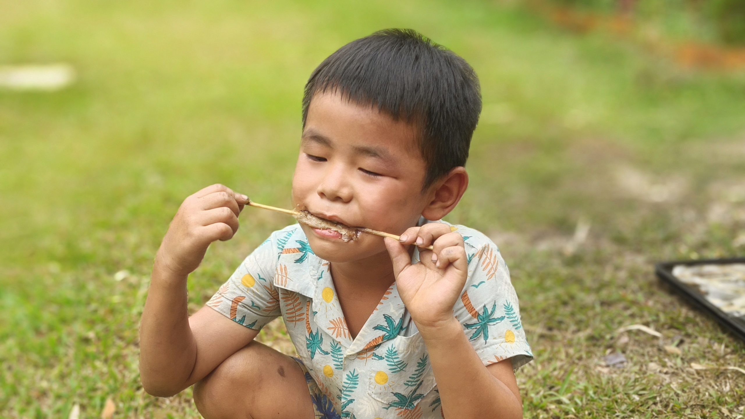Outdoor life, food, and conversation at the Second Home.